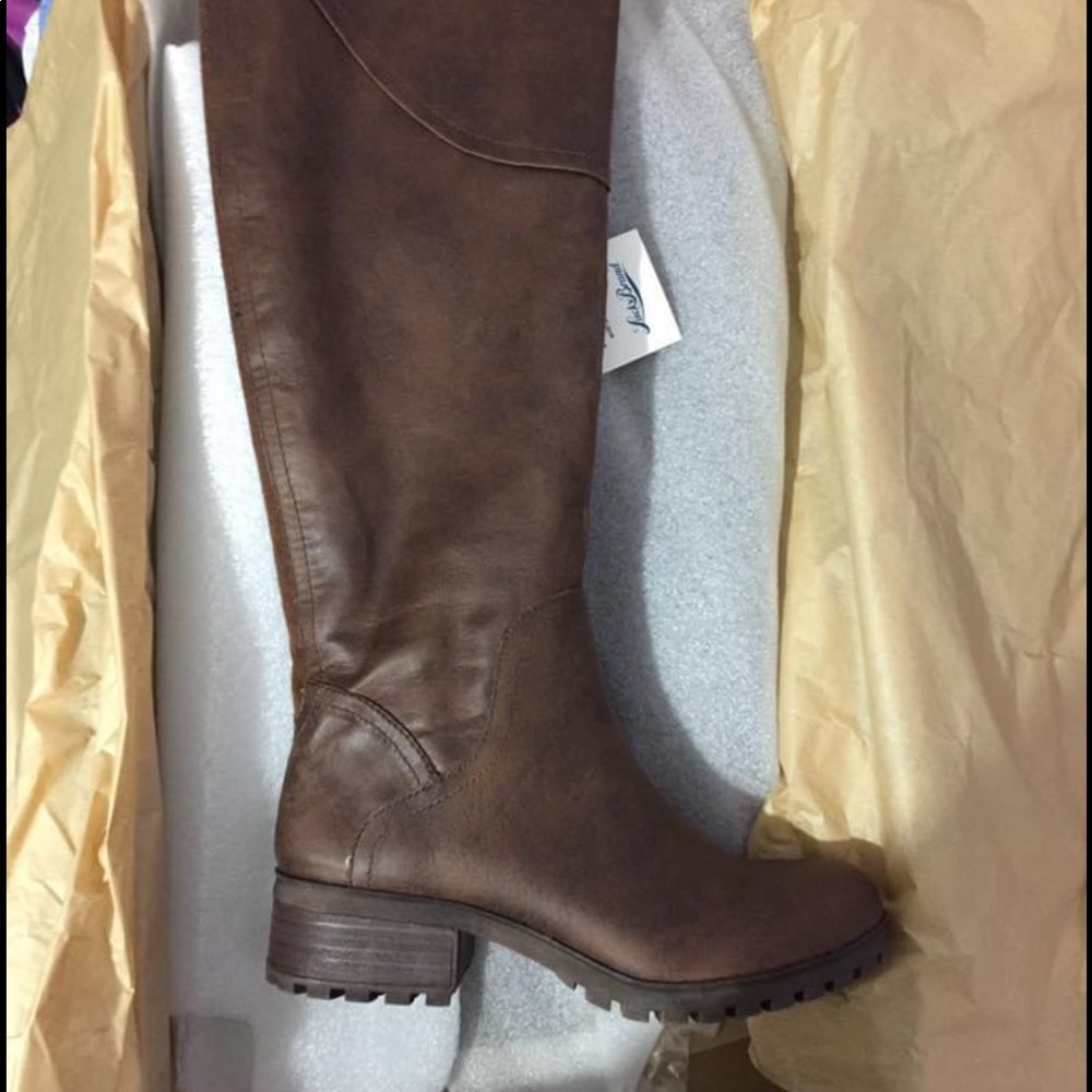 LUCKY BRAND BROWN BOOTS